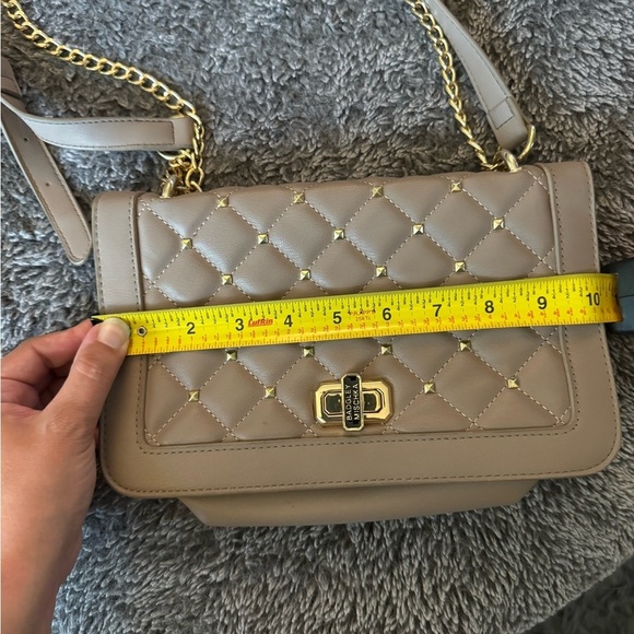 BADGLEY MISCHKIA Quilted Crossbody - Picture 5 of 12